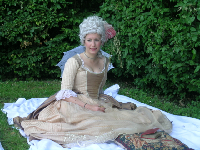 Repas XVIIIe sur l'herbe à Vaux le Vicomte